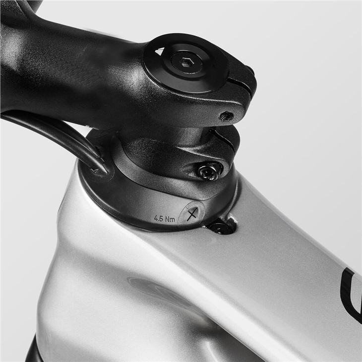 Men's Cross Country Mountain Bike